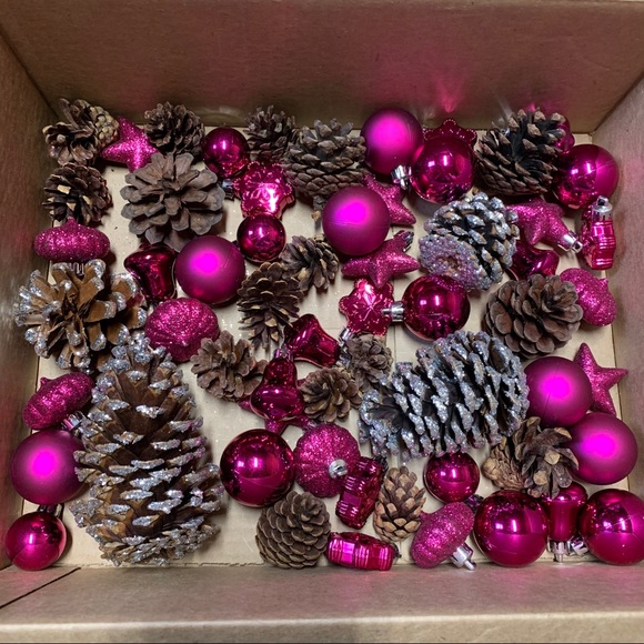 Valentine’s Home Decor - Picture 4 of 6